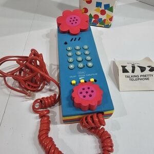 Vintage 1993 Avon Talking Pretty Telephone Soft Foam Flower Hippy Phone Landline